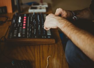 3 Reasons Why Producers Should Collaborate With Each Other More Often